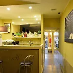 Ferton Hotel